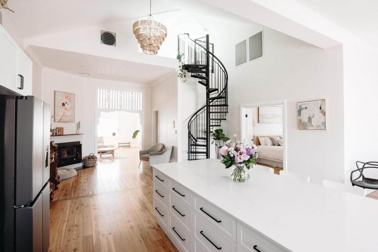 Lexton House - Luxurious Cottage Parkes Extérieur photo