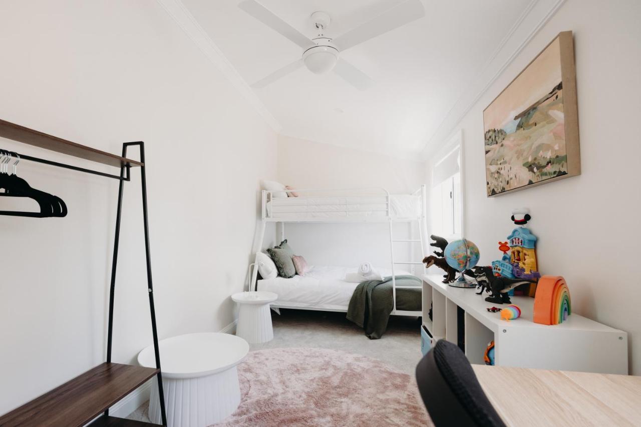 Lexton House - Luxurious Cottage Parkes Extérieur photo