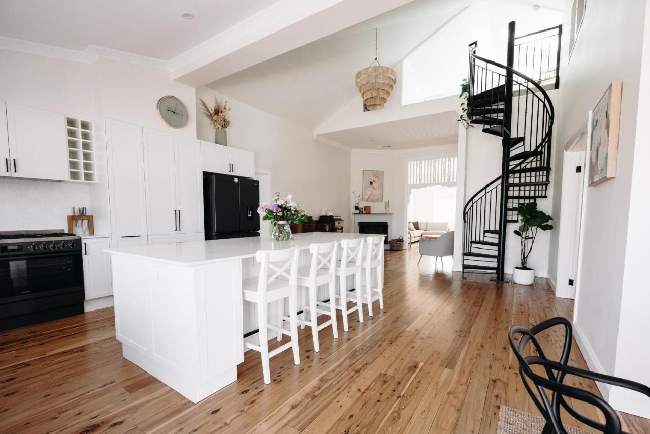 Lexton House - Luxurious Cottage Parkes Extérieur photo